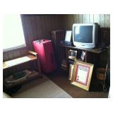 Various small items.