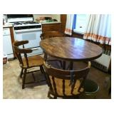 Kitchenette has four chairs