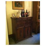 Bar cabinet
