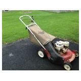 Snapper bagger mower, works.