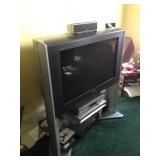 Sony Wega TV, DVD player, first-generation Wii.