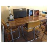 Kitchenette for four.