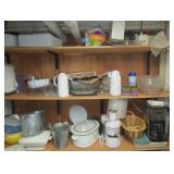 Assorted kitchen wares