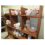 Assorted kitchen wares