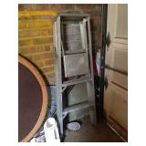 Small alluminum ladder