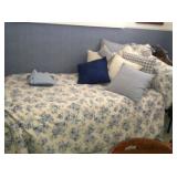Twin bed with wrought iron