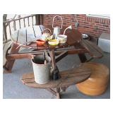 round picnic table ++