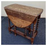 ANTIQUE GATE LEG TABLE
