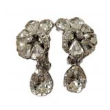 PAIR OF EISENBERG CLIP ON EARRINGS 