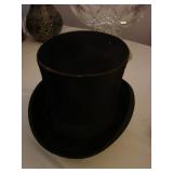 Dapper ole top hat