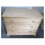 Decor Galore Durham NH Downsizing Sale - Diane Marsden Estate Sales