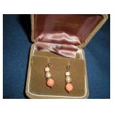 Pearl & Gold earrings