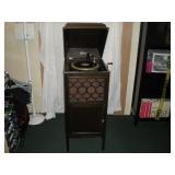 Edison Diamond disc phonograph