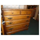 Maple chest of drawers