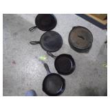 Cast iron Skillits