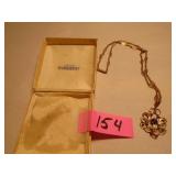 9 K gold necklace & pendant