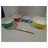 Pyrex mixing bowls