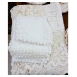 CROCHET TABLECLOTH & NAPKINS