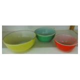 LOT 3 PYREX BOWLS