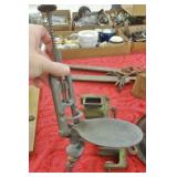 VINTAGE CHERRY PITTER