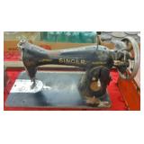 SINGER SEWING MACHINE