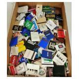 LOT VINTAGE MATCHBOOKS