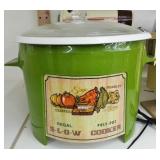 REGAL POLY-POT SLOW COOKER