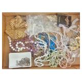 LOT VINTAGE NECKLACES, MORE
