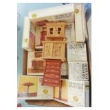 HOUSE MINIATURES DOLL HOUSE FURNITURE