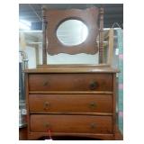 VINTAGE JEWELRY CHEST