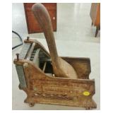 VINTAGE BLOOMFIELD FRY CUTTER