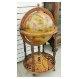 STANDING VINTAGE GLOBE