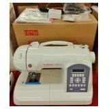 SINGER STYLIST II SEWING MACHINE - NEW W/ ACC