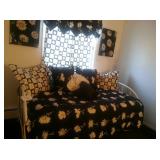 Town & Country Estate/Moving Sales