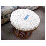 ROUND RATTAN SEAT