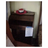 CHILDS ROLLTOP DESK