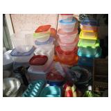Tupperware 
