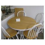 Dining set w/4 chairs and 1 leaf $150