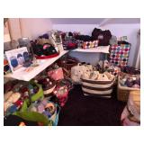 Thousands of skeins of yarn (Plunky Knitter) many new in package 