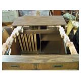 Saginaw extend-a-table, Extends to 9 feet long