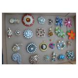 Broaches 
