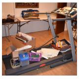 TREADMILL- Programmable, Electronic, fine condition