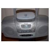 CDR/RW & Playback, Cassette Player, AM/FM Radio