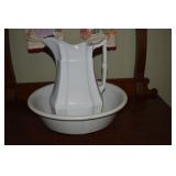 IRONSTONE CHINA PITCHER & BOWL SET HAS