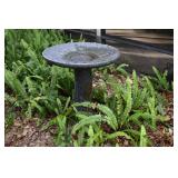 NICE BIRDBATH, 2 PIECE SET