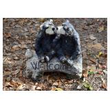 SMALL STATUARY FOR LAWN OR GARDEN