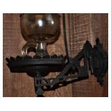 LAMP HAS FINGER HOLD. IT SELLS SAPARATELY.