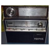 MULTIBAND RADIO, WORKS, ALL ACCESSORIES INCLUDED, ANTENNA COMPETE AND UNDAMAGED