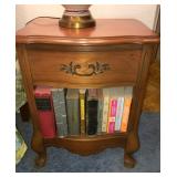 CLOSER VIEW OF NIGHT STAND