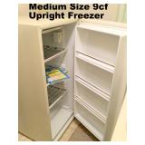 9CF UPRIGHT MANUAL DEFROST FREEZER